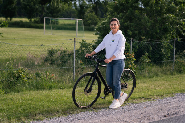 Aynur Colpan wieder von Tür zu Tür unterwegs